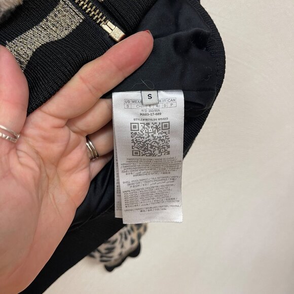 Guess Los Angeles "Cherry Bomb" Cheetah Print Bomber Jacket Sz Small - Picture 5 of 7